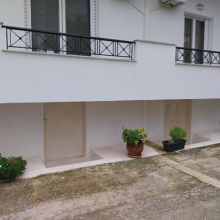 Nav Apart, Salamina Paloukia Exterior foto